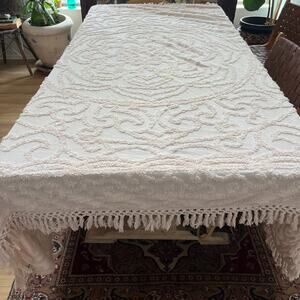 Madison Park Laetitia Medallion Fringe Queen Quilt Pale Pink 98"x88"